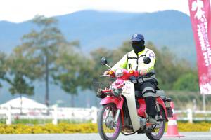 BIB: 
                            <button type="button" onclick="openModal(27855246)" class="btn btn-primary btn-sm float-right btn-popup" data-toggle="modal" data-target=".modal-high-quality">
                        <i class="fas fa-shopping-cart"></i> Add to Cart
                    </button>
                                            <button type="button" onclick="isThisMe(27855246, true)" class="btn btn-success btn-sm float-right btn-popup btn-isme hidden" data-toggle="tooltip" data-placement="bottom" title="นี่คือรูปของคุณใช่ไหม คลิกที่นี่เพื่อเอาเข้าอัลบั้ม">
                        <i class="fas fa-plus"></i> Add to album
                    </button>
                    <button type="button" onclick="isThisMe(27855246, false)" class="btn btn-warning btn-sm float-right btn-popup btn-isnotme hidden">
                        <i class="fas fa-ban"></i> Remove from album
                    </button>